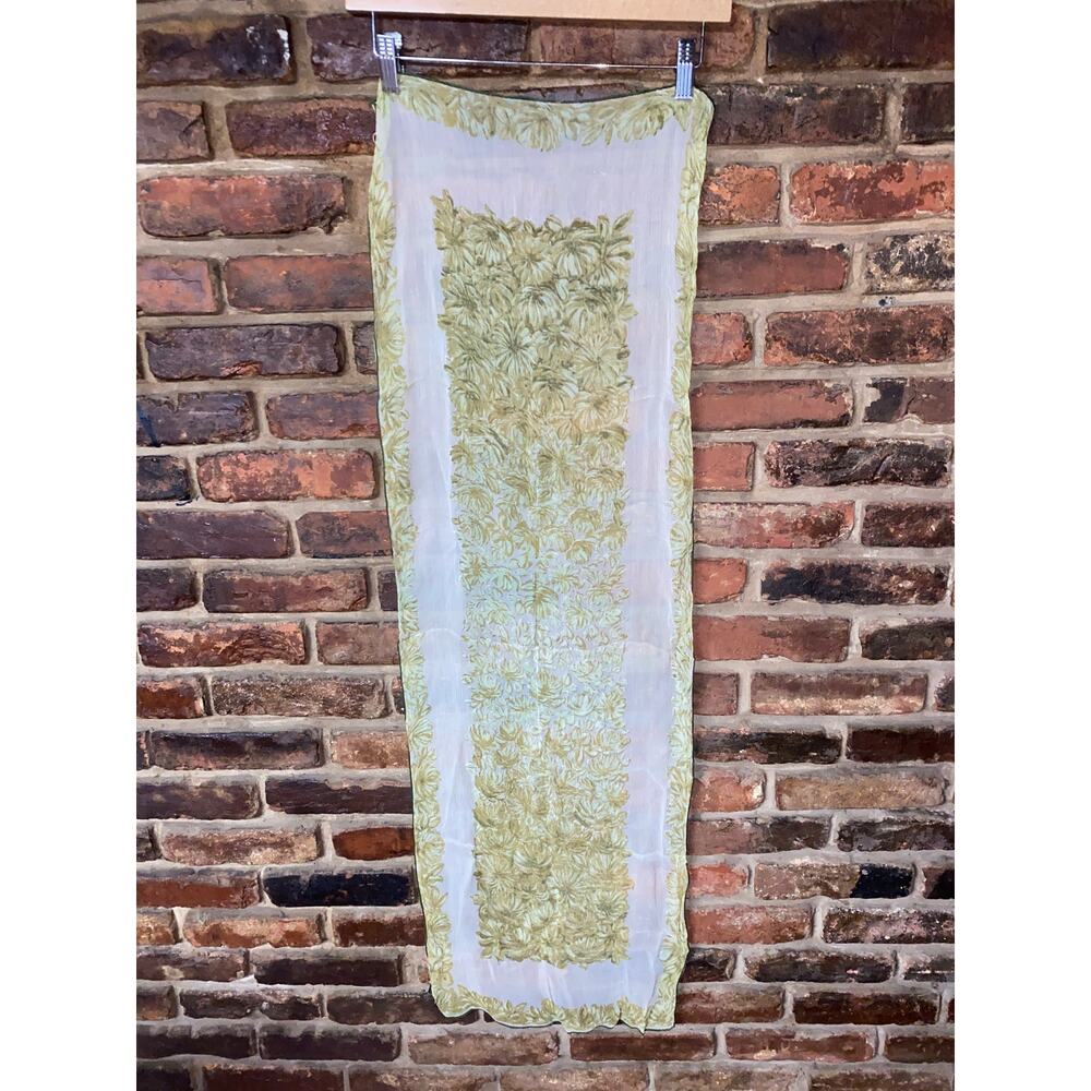 Cravenette Vintage 100% Silk Water Repellent White Green Floral Rectangle Scarf - Picture 5 of 5
